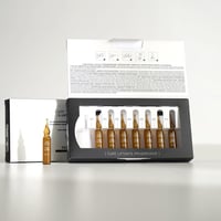 Etui ouvert cure intense v lift active 2 scaled